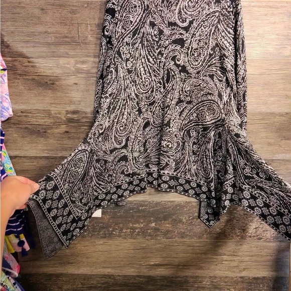 Ruby Rd. Black and Gray Paisley Cardigan - Picture 3 of 10